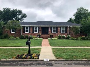 106 Fairway Dr, Nicholasville, KY 40356
