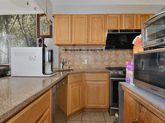 3rd image of 144-77 Barclay Ave APT 7A