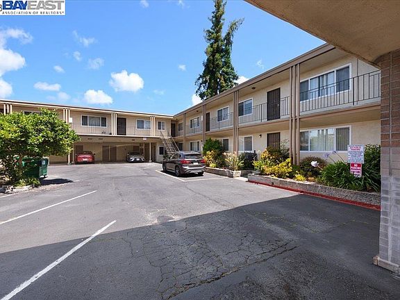 3rd image of 236 Haas Ave