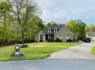 5610 Pear Tree Dr, Little Rock, AR 72206