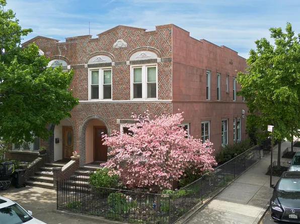 1702 11th Avenue image 1 of 25