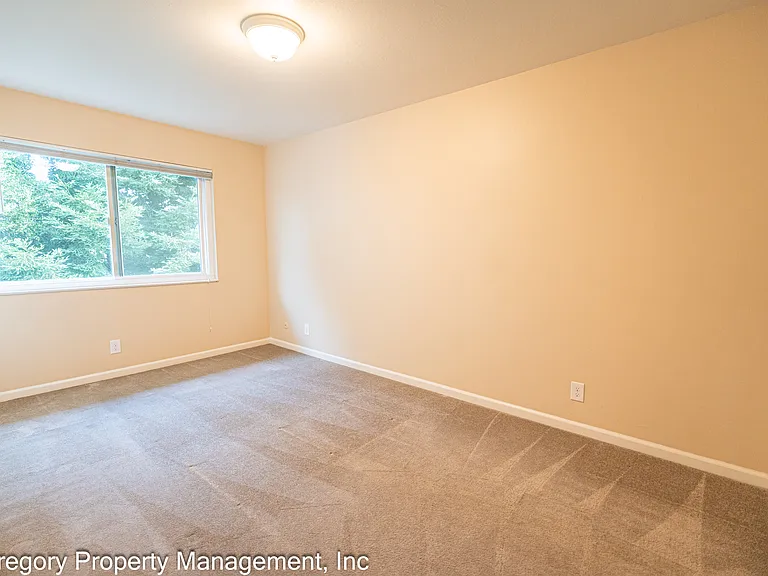1815 Central Ave #202 — Photo 9