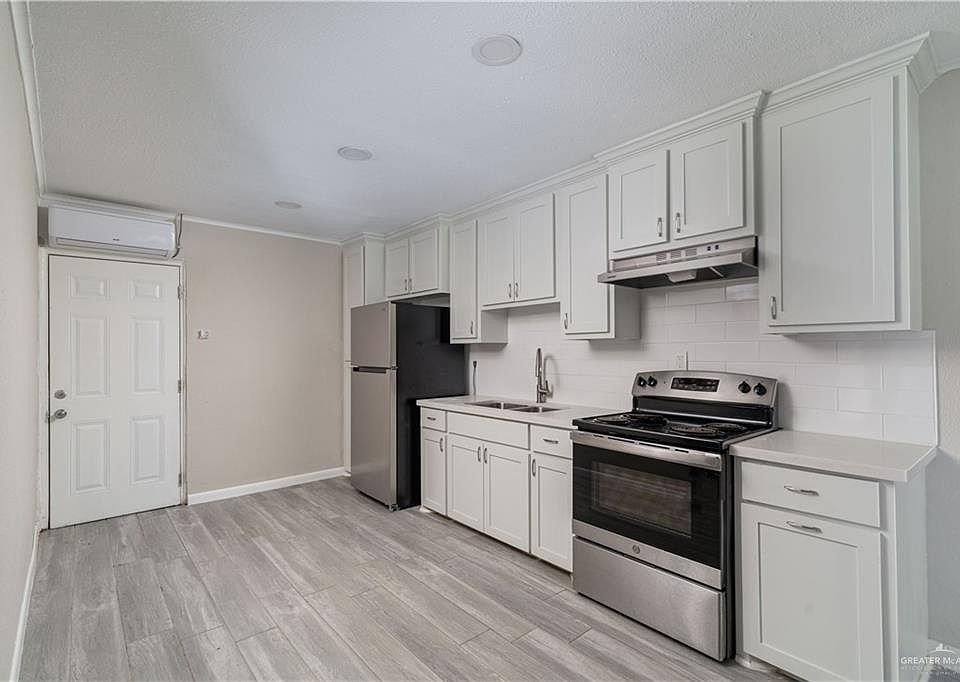 1st image of 2513 Beaumont Ave Space 4