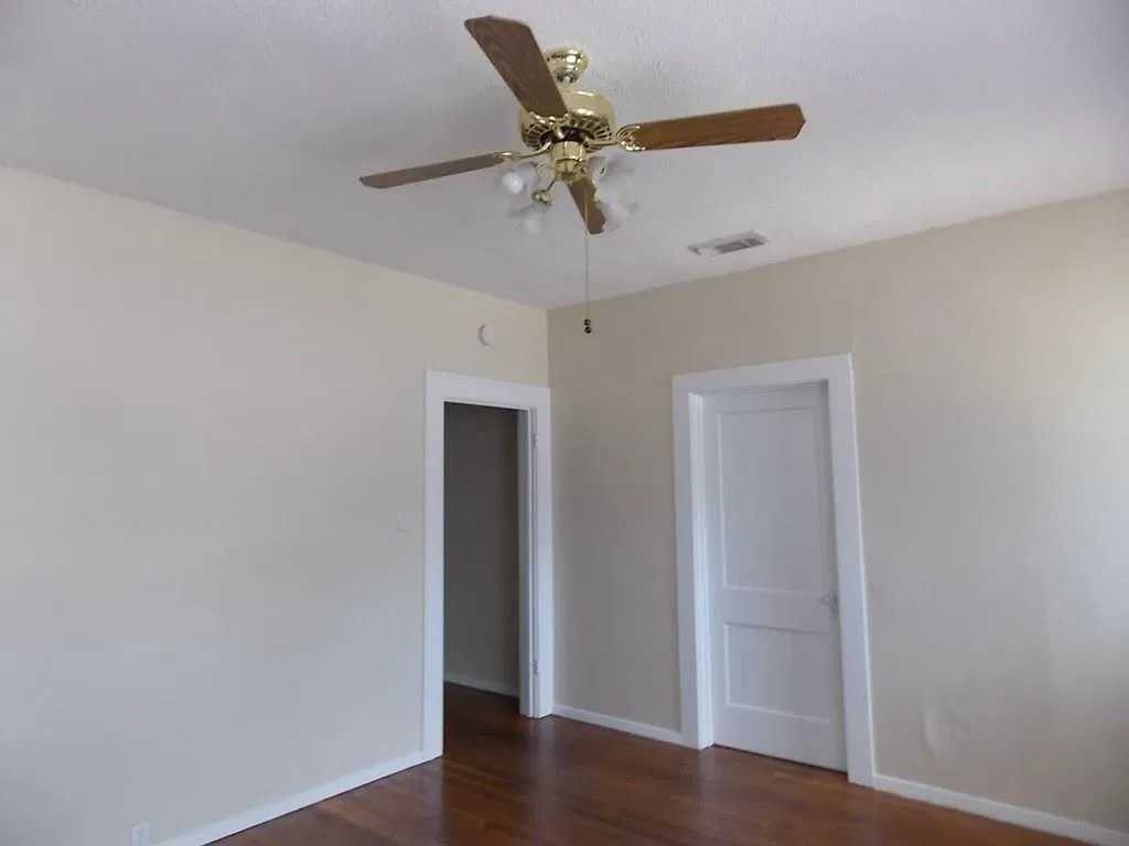 2 bed, 800 sqft, $1,795 — Photo 1