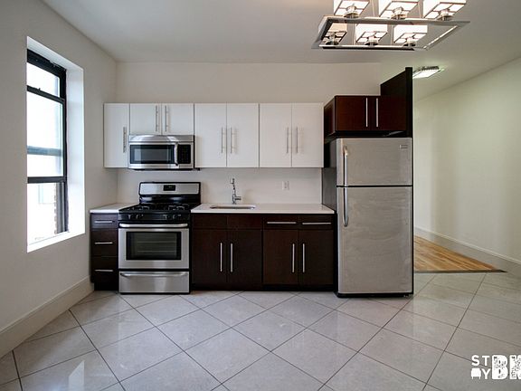 2nd image of 710 Avenue S APT B8