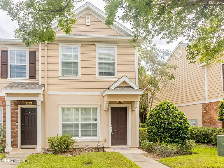 8144 Summerside Cir — Photo 1