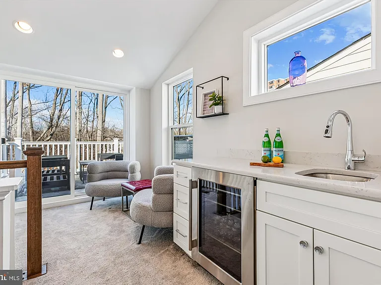 10340 Grosvenor Pl — Photo 31