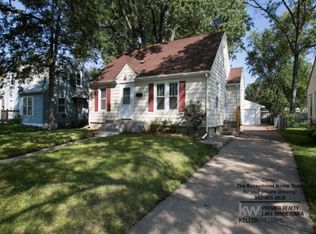 5008 Fairview Ave N, Crystal, MN 55429