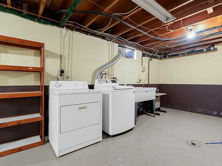 2109 Prosperity Dr — Photo 22