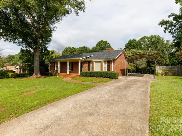 1838 Townes Ct, Rock Hill, SC 29730