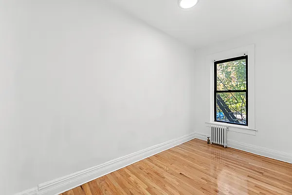 Rented by REAL New York | media 2