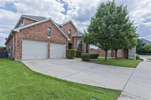 1st image of 2589 Shoreview Dr