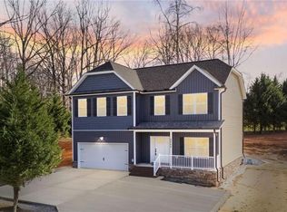 4900 Westerly Dr, Winston Salem, NC 27106