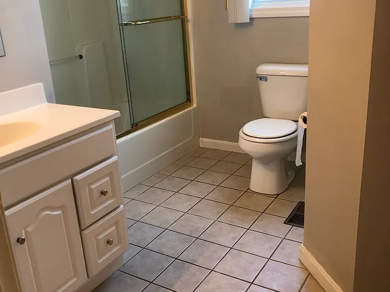 15 S Locust Ave #1 — Photo 13
