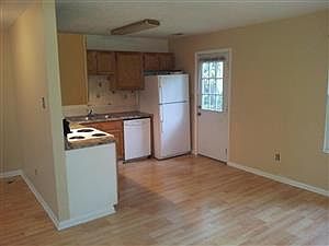 3rd image of 2119 Garfield Ave