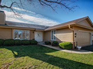 3591 W Honey Tree Ln #22, Milwaukee, WI 53221