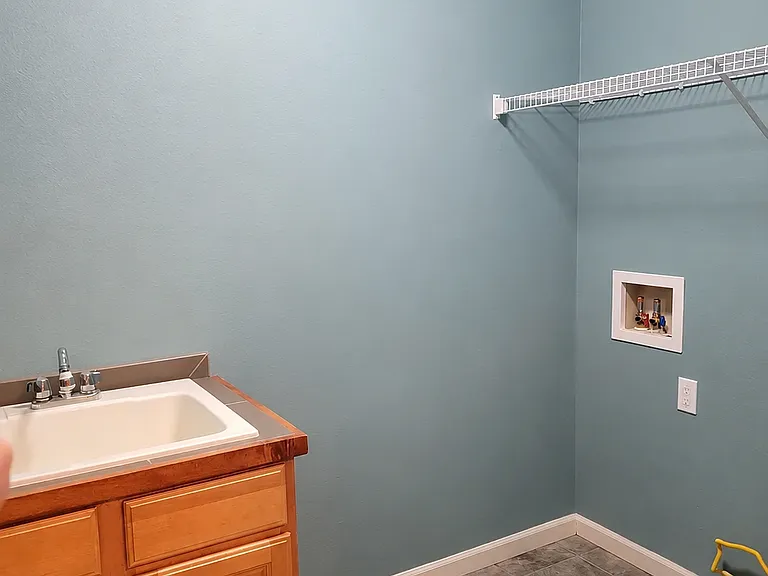 3205 Garnet St SE — Photo 23