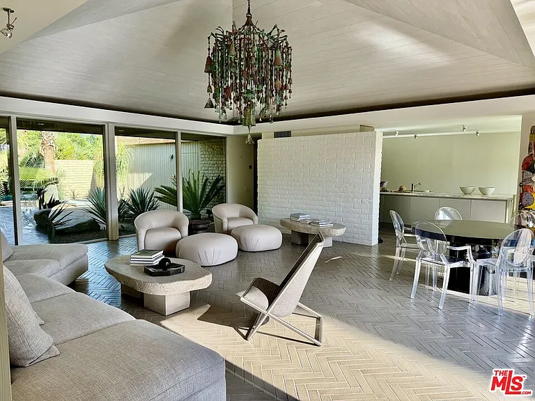 40281 Sand Dune Rd — Photo 15