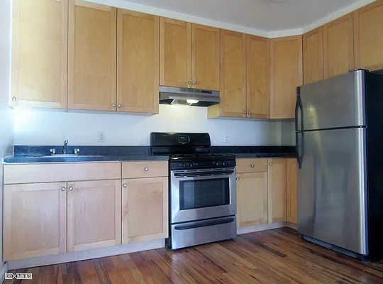 Rented by ZealEstate Group Inc | media 36