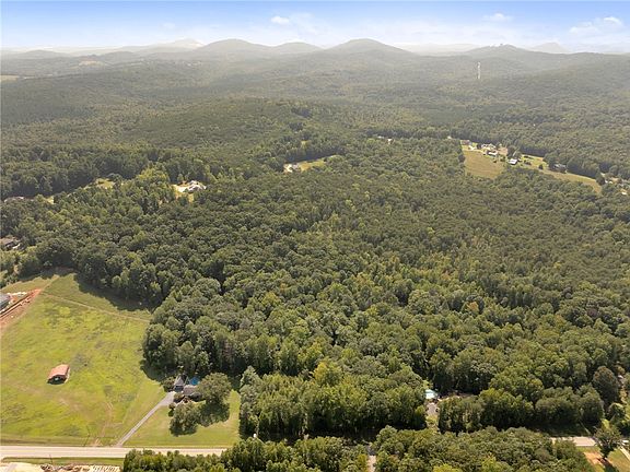 2nd image of 3853 Dacusville Hwy