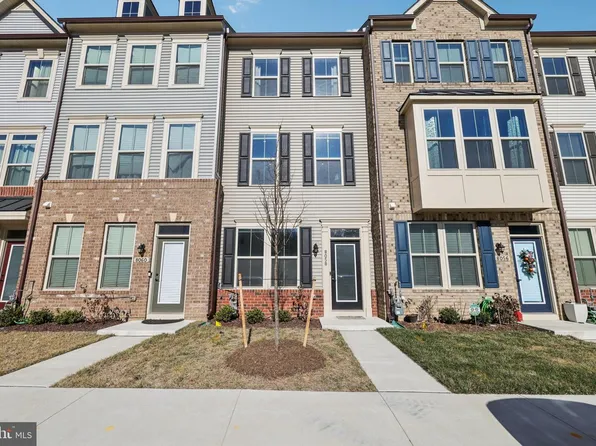 8058 Big Roundtop Rd, Hanover, MD 21076