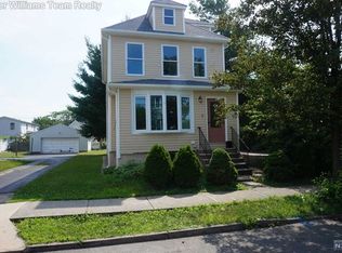 10 Cedar St, Garfield, NJ 07026