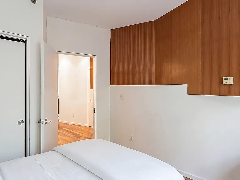 188 S 8th St #4GARDEN — Photo 7