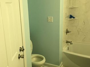 458 Henderson Rd, Jackson, TN 38305