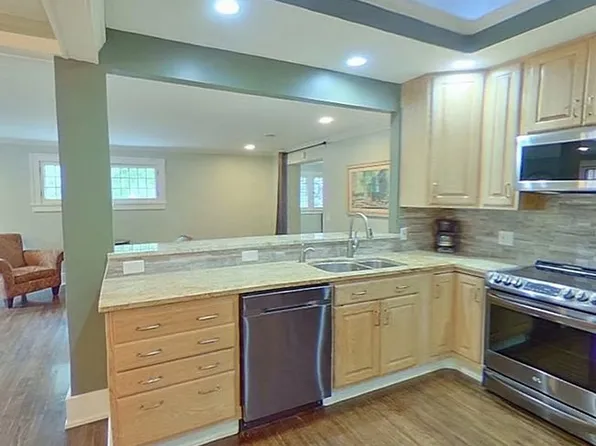 580 Seneca Pkwy #2, Rochester, NY 14613