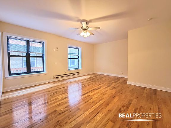 2nd image of 821 W Cornelia Ave APT 214
