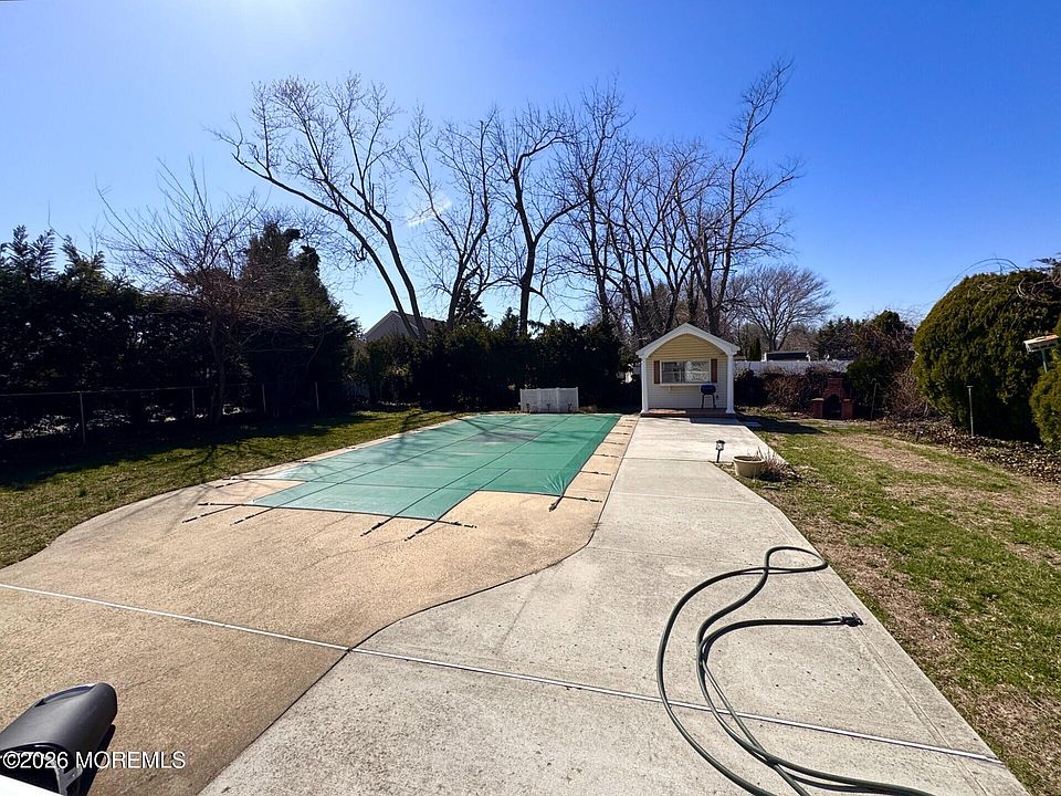 1st image of 70 Maryland Ave