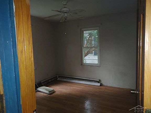3rd image of 2114 Wilkins St