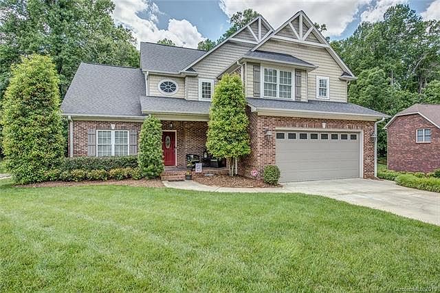 1st image of 2543 Monticello Dr