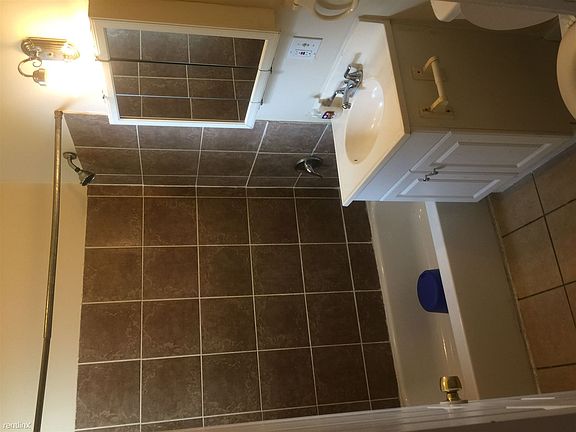 Full bath