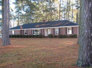 213 Sutton Ave, Reedville, VA 22539