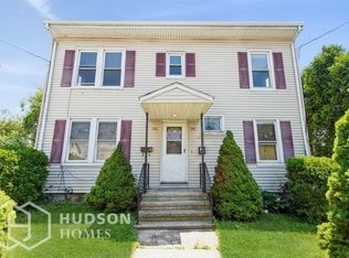298 Bradley St FLOOR 2, Bridgeport, CT 06610