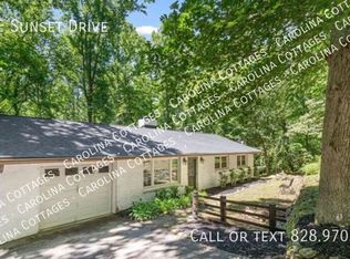 636 E Sunset Dr, Hendersonville, NC 28791
