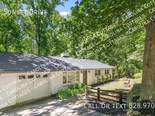 636 E Sunset Dr, Hendersonville, NC 28791