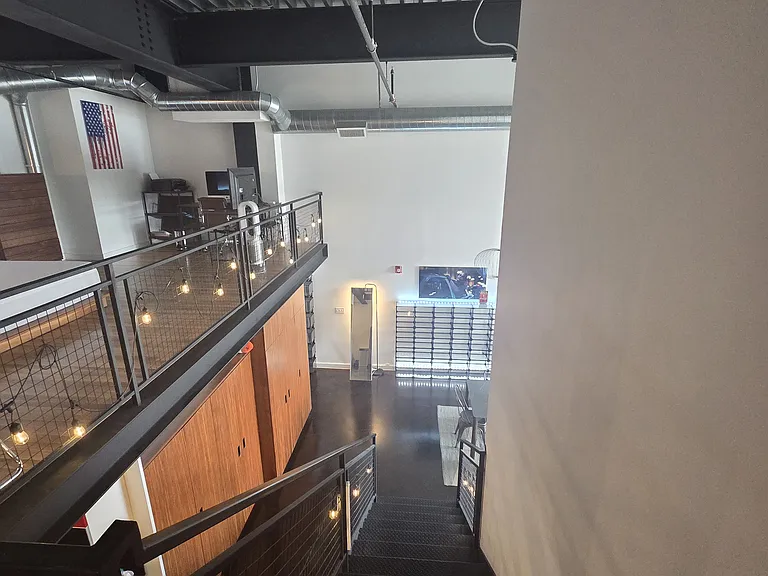 950 Broadway #23 — Photo 13