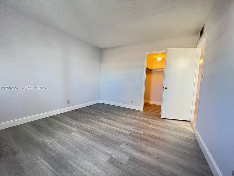 301 NE 14th Ave #608 — Photo 10