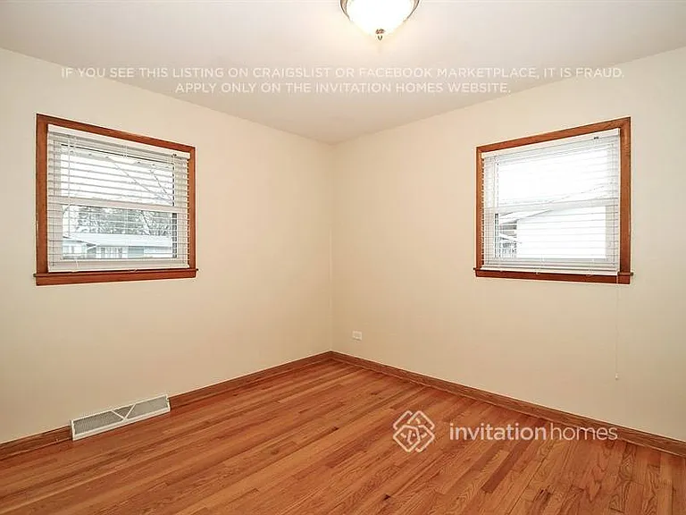 18829 Greenbay Ave — Photo 7