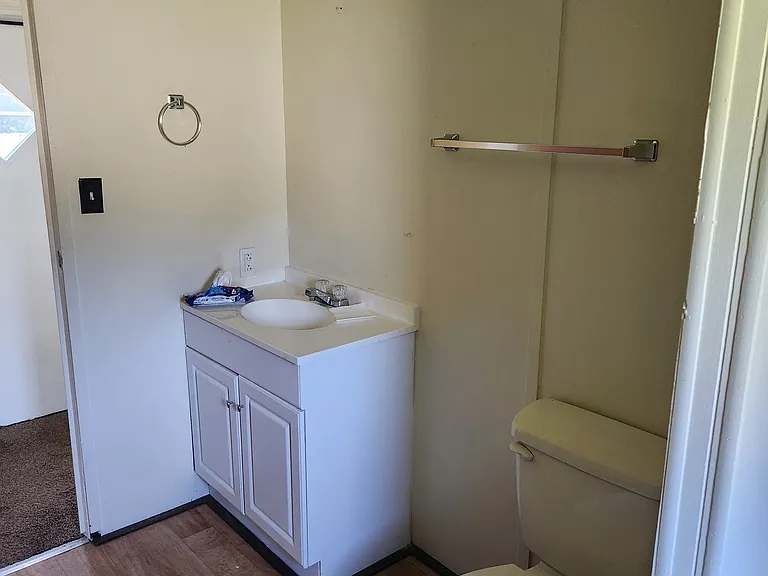 134 Grace Park — Photo 11