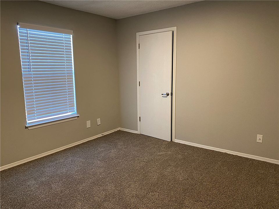 3468 W Harvard St, Fayetteville, AR 72704 Zillow