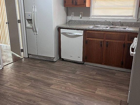 5th image of 3544 Knollview Ct