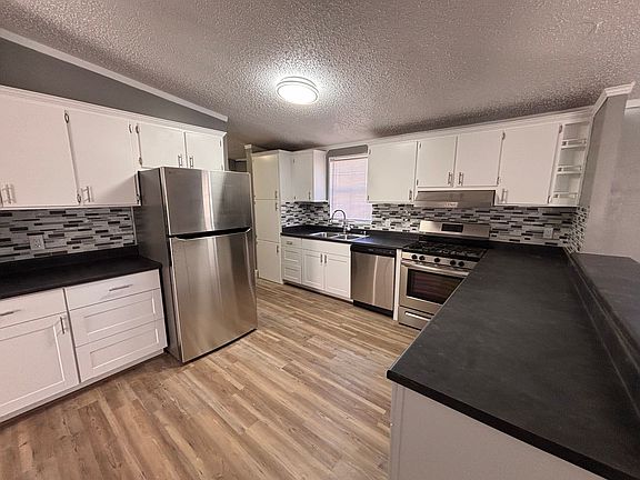 2nd image of 3950 White Pine Dr
