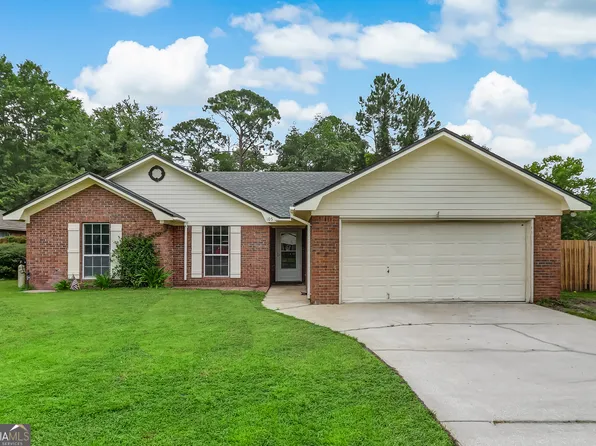 105 Silver Fox Dr, Saint Marys, GA 31558