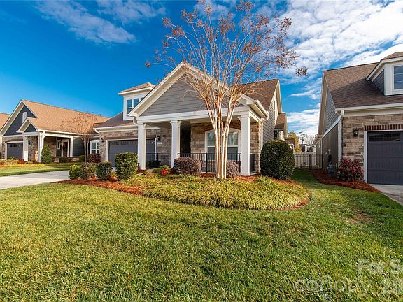 4th image of 1344 Garden Vista Dr