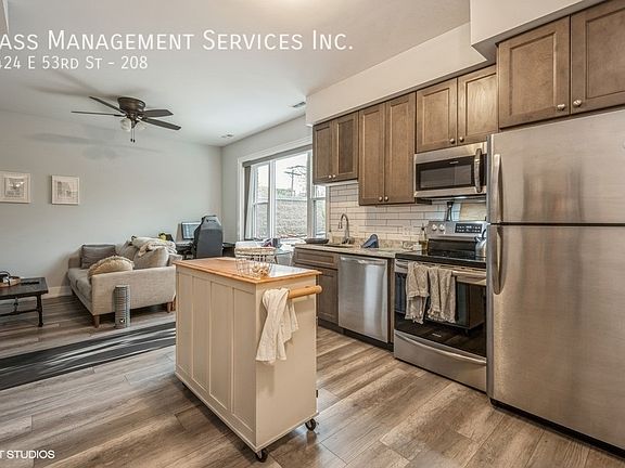4th image of 5228 S Blackstone Ave #208