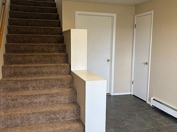 2nd image of 908 Whitaker Dr