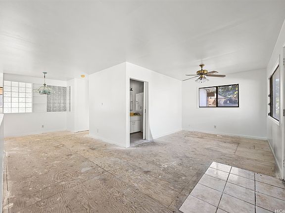 3rd image of 27 Kauila St